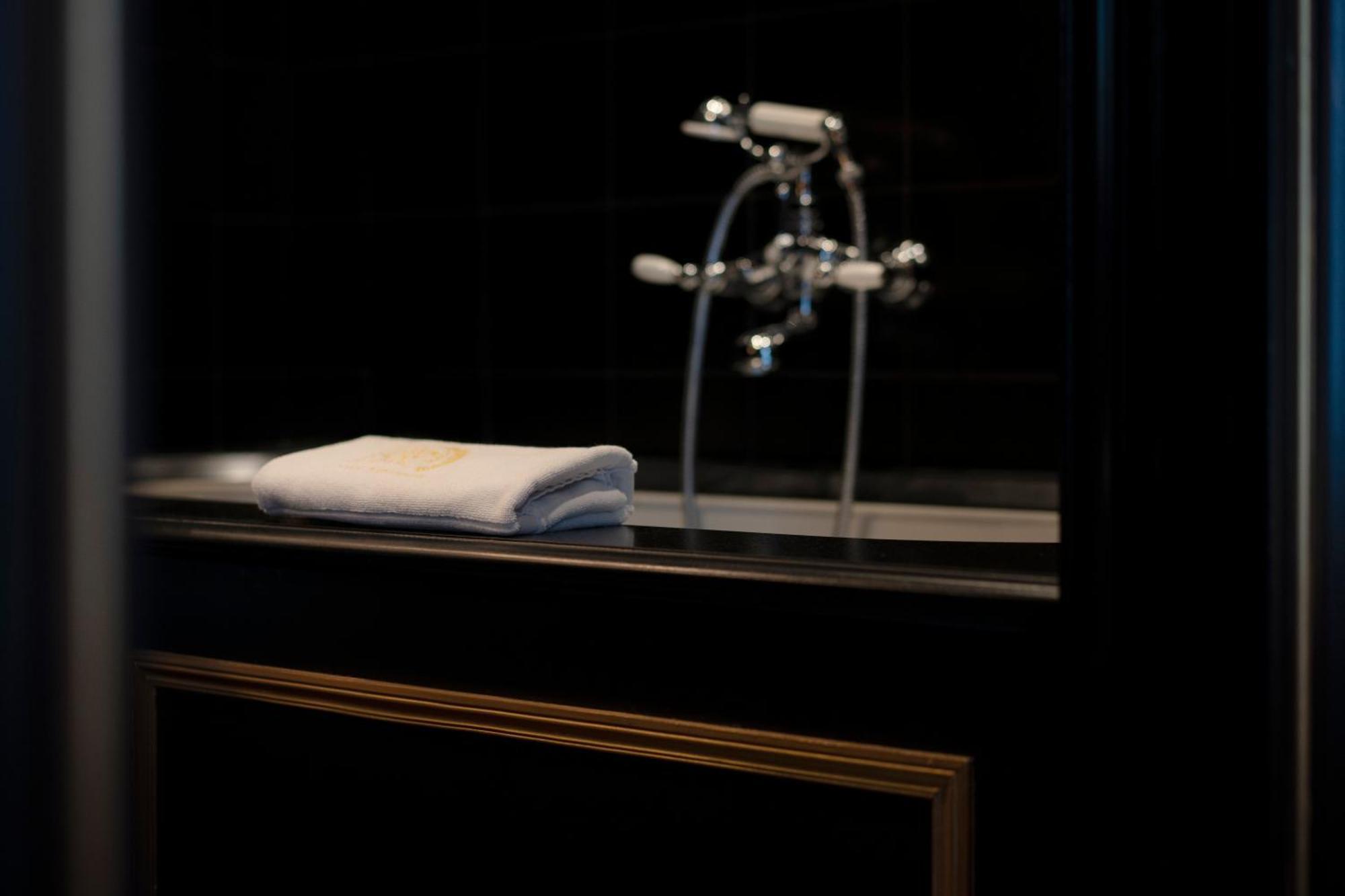 Maison Souquet, Hotel & Spa Париж Екстериор снимка